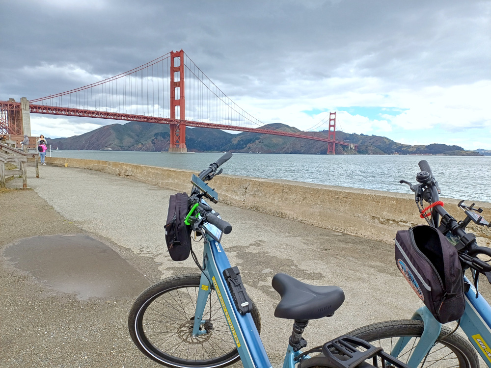 Golden_Gate_Bridge